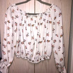 White, long sleeved, size M, Arizona Jeans Co. blouse